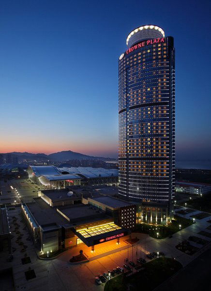 Hotel Crowne Plaza Yantai Sea View