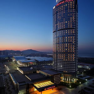 Hotel Crowne Plaza Yantai Sea View cazare Yantai