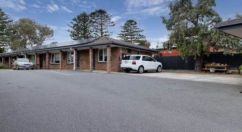 Hotel Botanic Apartments Warrnambool