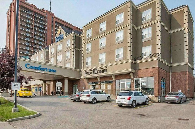 Hotel Comfort Inn & Suites South