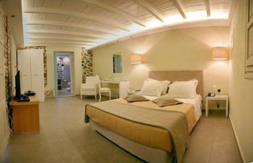 Hotel Oikies Small Elegant Houses