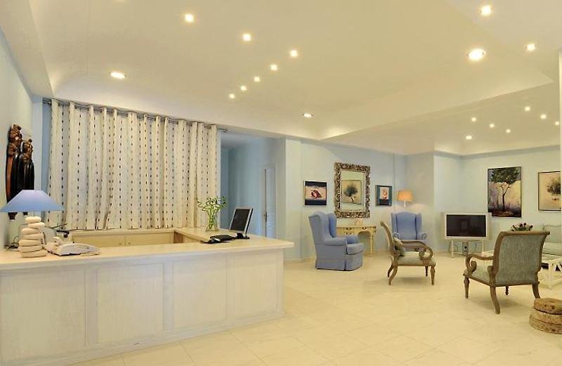 Hotel Alesahne Beach Hotel