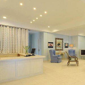 Sejur Alesahne Beach Hotel vacanta Kamari