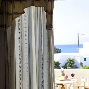 Hotel Iades Studios cazare Agia Anna