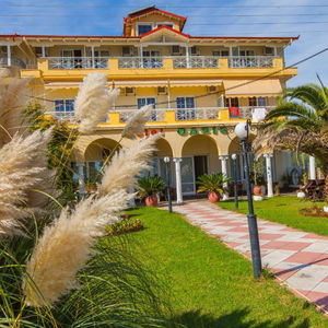 Hotel Oasis Apartments cazare Paralia Katerini