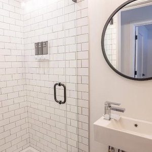 Hotel Basecamp Resorts Revelstoke cazare Revelstoke