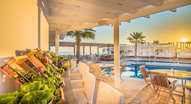 dal travel Parthenis Beach Suites By The Sea