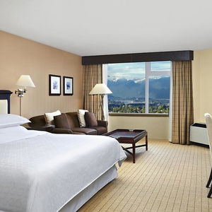 Hotel Sheraton Vancouver Guildford Hotel cazare Surrey