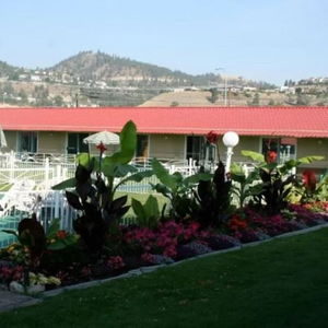 Hotel Okanagan Seasons Resort cazare Kelowna