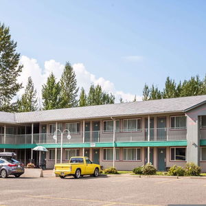Hotel Quesnel Inn cazare Quesnel