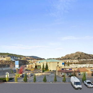 Hotel Days Inn By Wyndham Kamloops Bc cazare Kamloops