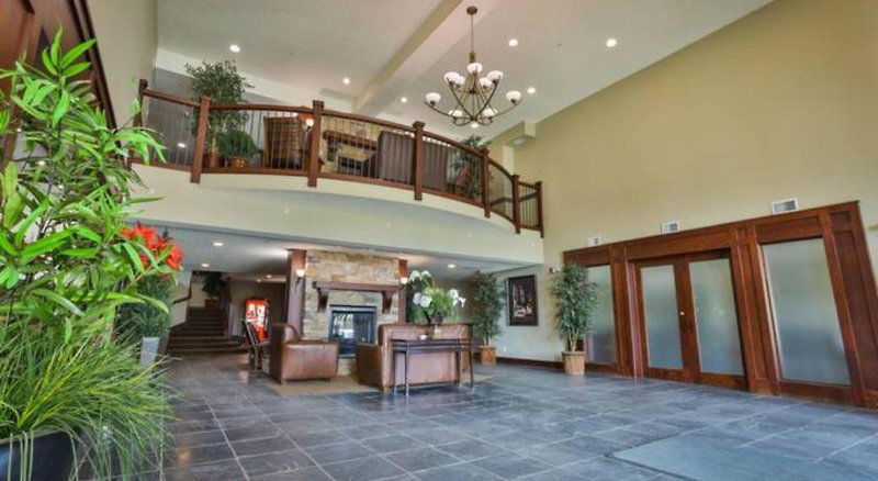 Hotel Silver Rock Condominiums