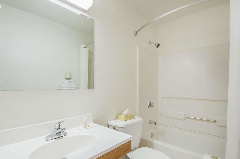 Hotel Super 8 By Wyndham Salmon Arm