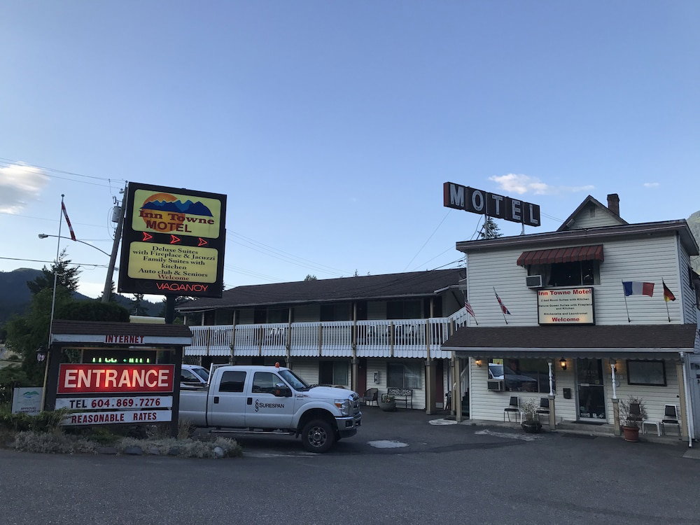 Hotel Inn Towne Motel