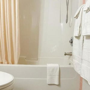 Hotel Bear's Claw Lodge cazare Cache Creek