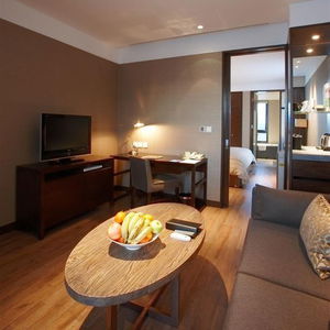 Hotel Four Points By Sheraton Lhasa cazare Lhasa