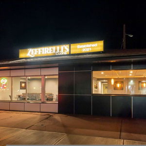 Hotel Econo Lodge Inn & Suites cazare Medicine Hat