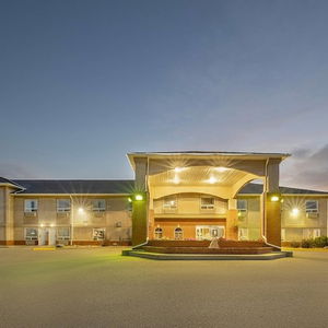 Hotel Clarion Pointe cazare Rimbey