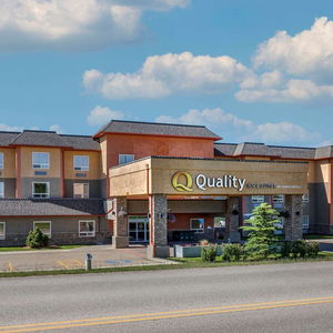 Hotel Quality Inn & Suites cazare Rimbey