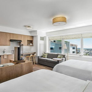 Hotel Element Calgary Airport cazare Calgary