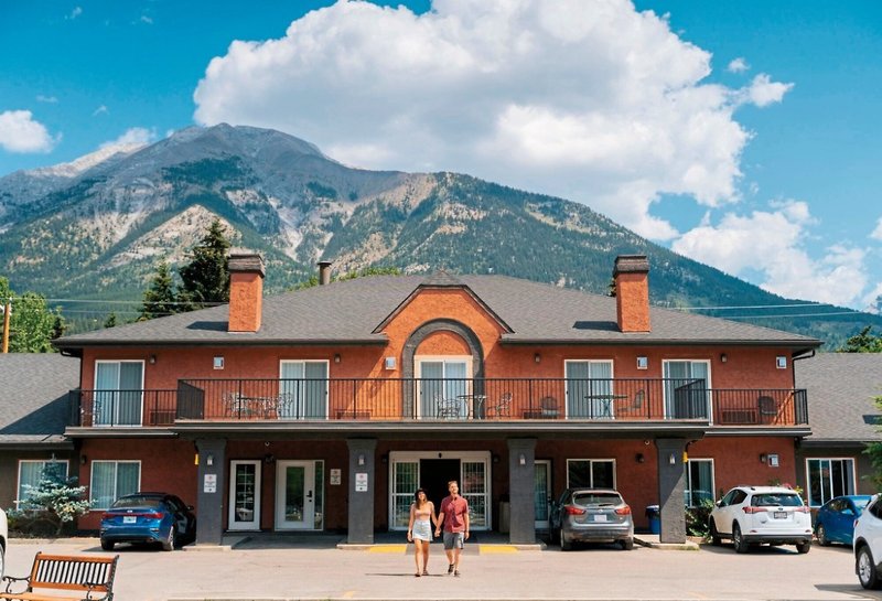 Hotel Northwinds Hotel Canmore