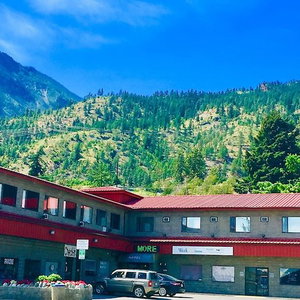 Hotel Hotel Deoro cazare Lillooet