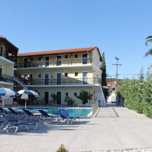 Hotel La Caretta Hotel cazare Alikanas