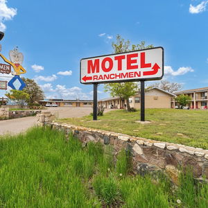 Hotel Ranchmen Motel cazare Medicine Hat