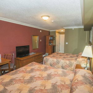 Hotel Lakeview Inn & Suites Edson Airport West cazare Edson