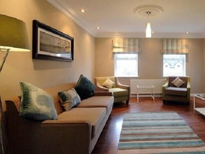 Hotel Luxurious Kc House cazare Dungannon