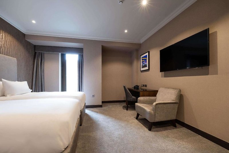 Doubletree By Hilton Belfast City Ten Square