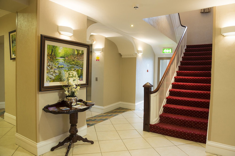 Kilmorey Arms Hotel