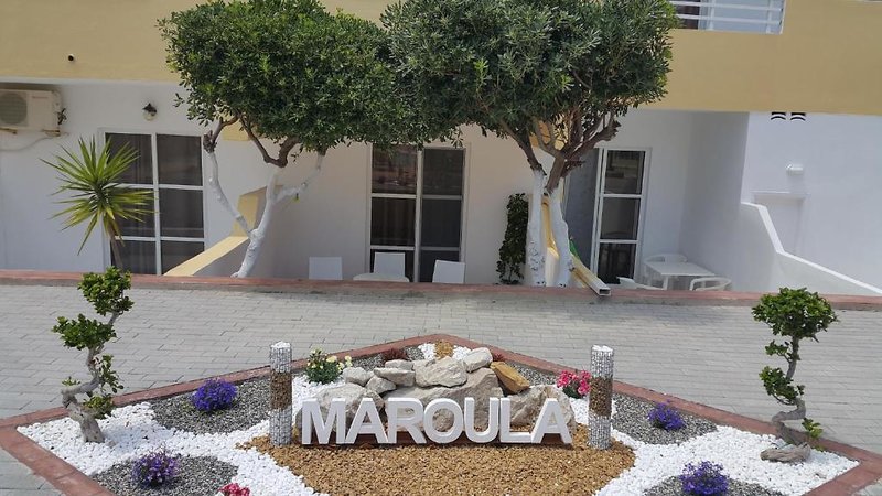 Hotel Maroula Blue Studios And Suites