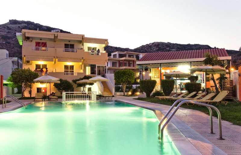 dal travel Maroula Blue Studios And Suites