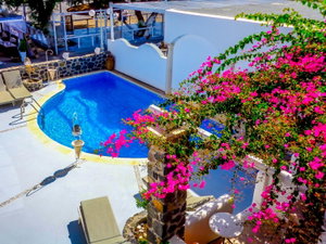 Hotel King's Suites cazare Kamari