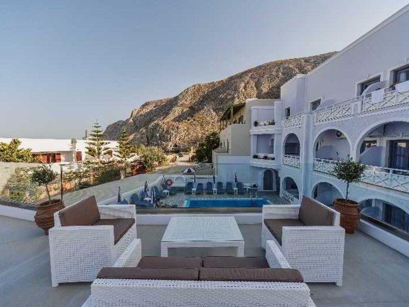 Blue Waves Hotel