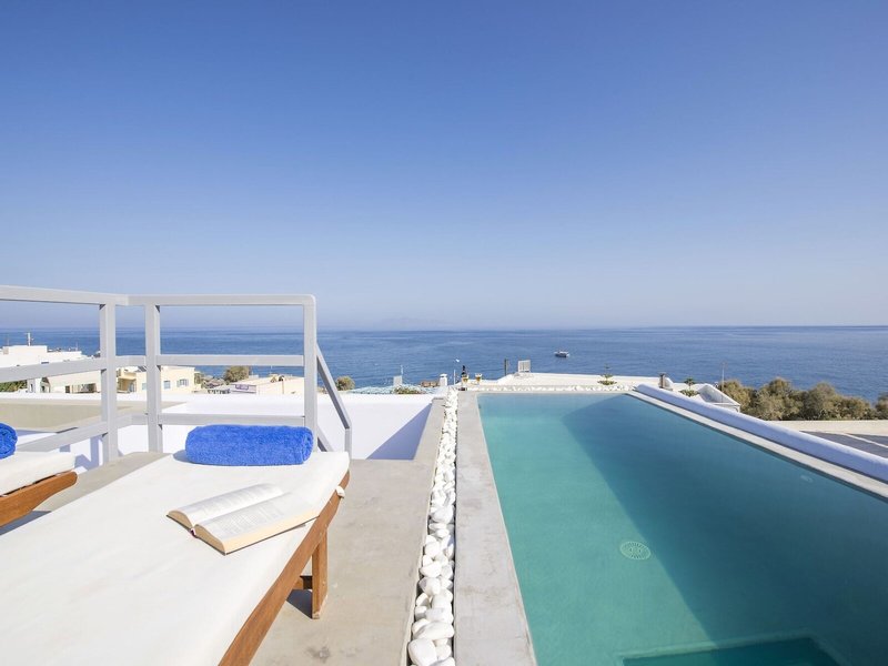 Blue Waves Hotel