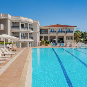 Sejur Karras Hotel vacanta Laganas