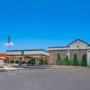 Hotel Quality Inn & Suites York cazare York