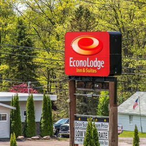 Hotel Econo Lodge Inn & Suites cazare White Haven