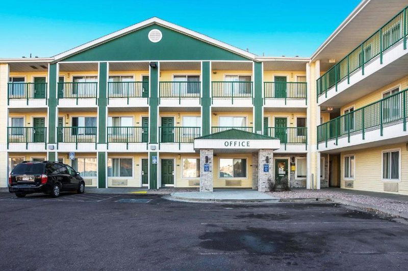 Hotel Hometowne Studios Colorado Springs - Airport