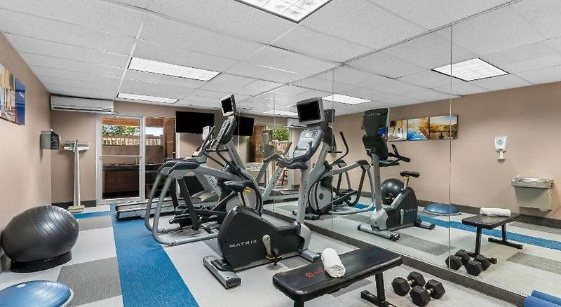 Hotel Comfort Inn & Suites