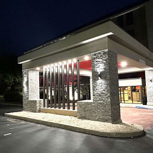 Hotel Best Western Plus Heritage Rail Inn & Suites cazare York