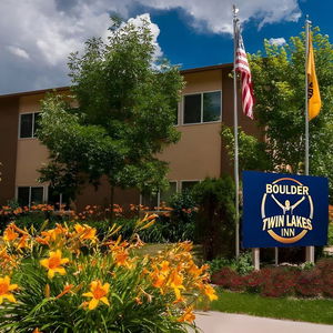 Hotel Boulder Twin Lakes Inn cazare Boulder