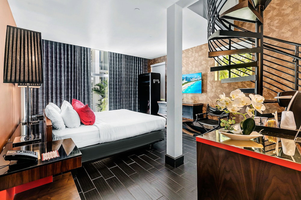 Fairwind Hotel & Suites South Beach