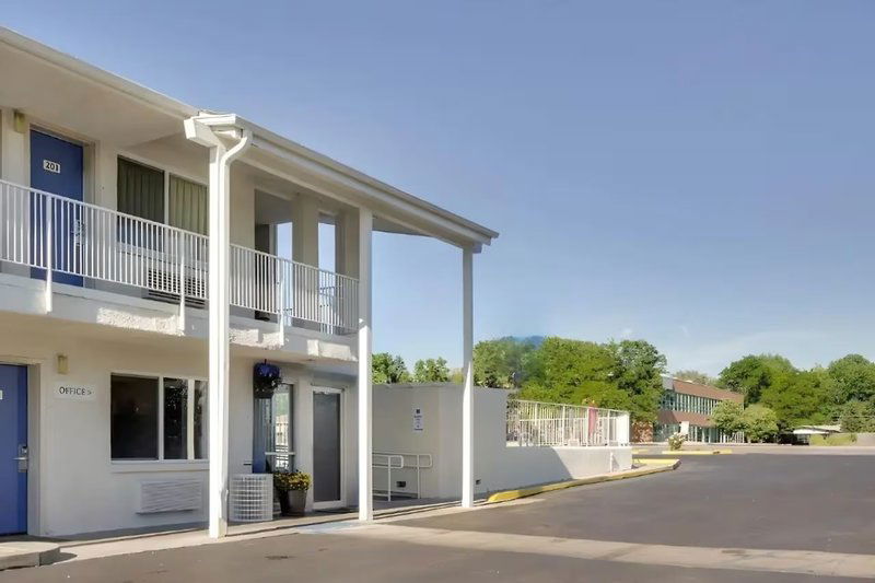 Hotel Park Inn By Radisson Lakewood