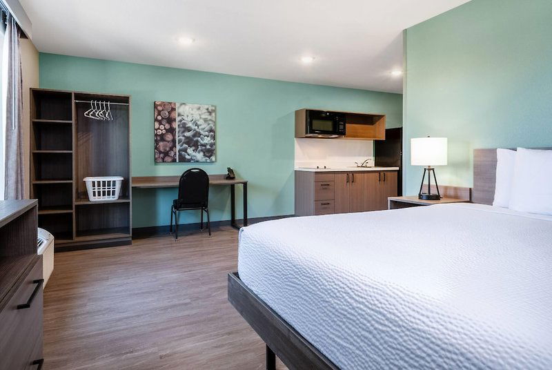 Hotel Echo Suites Extended Stay By Wyndham Colorado Springs Airpt