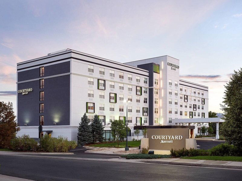 Hotel Courtyard By Marriott Denver Airport At Gateway Park