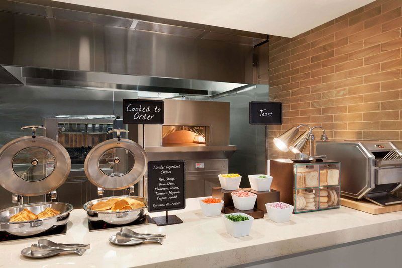 Hotel Embassy Suites By Hilton Boulder