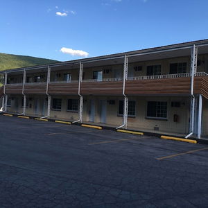 Hotel Relax Inn Altoona cazare Altoona